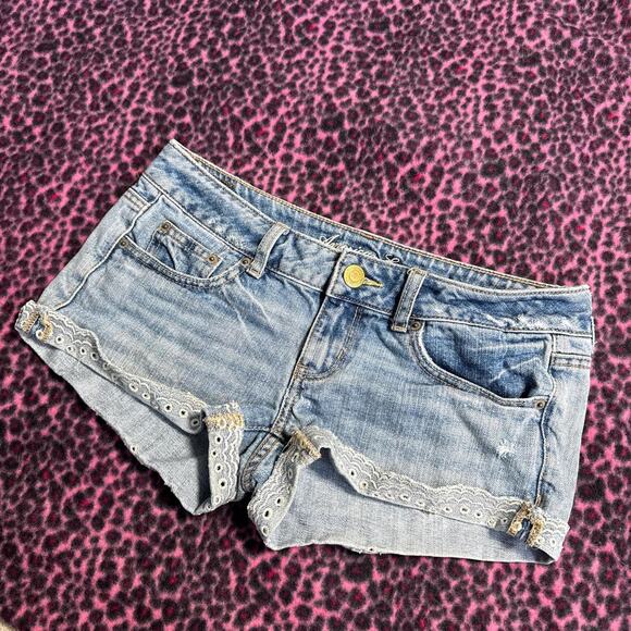 Y2K American Eagle Low Rise Micro Denim Shorts - Picture 2 of 5